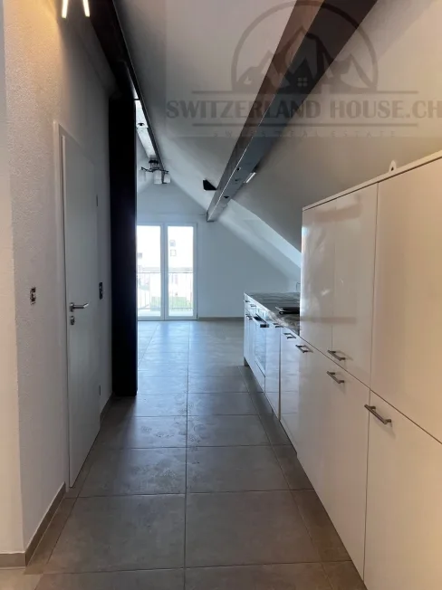 3.5 Zimmer Attikawohnung, 1730 Ecuvillens