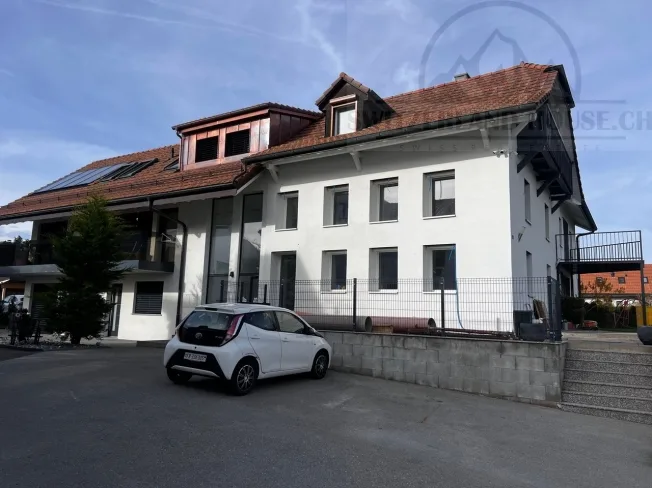 3.5 Zimmer Attikawohnung, 1730 Ecuvillens