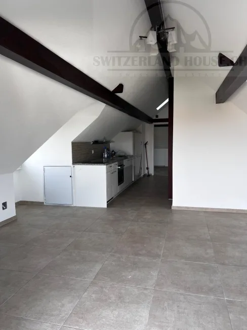 3.5 Zimmer Attikawohnung, 1730 Ecuvillens