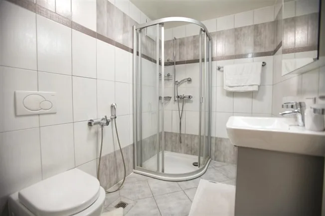 4.5 Zimmer möbl. Wohnobjekt in Montreux – Foto 2 von 16