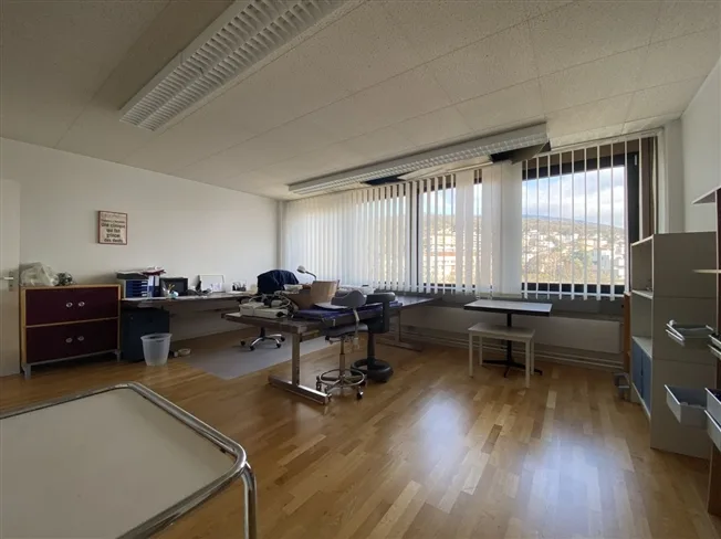 1 Zimmer Einfamilienhaus in Neuchâtel – photo 2 sur 13