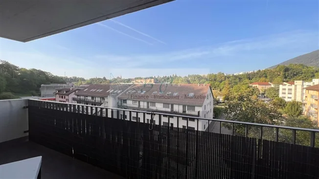 5.5 Zimmer Wohnung, 2017 Boudry