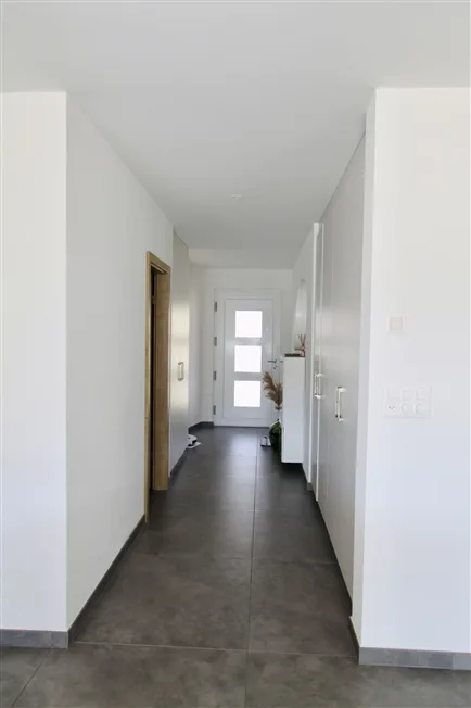 4.5 Zimmer Attikawohnung in Couvet – Foto 9 von 13