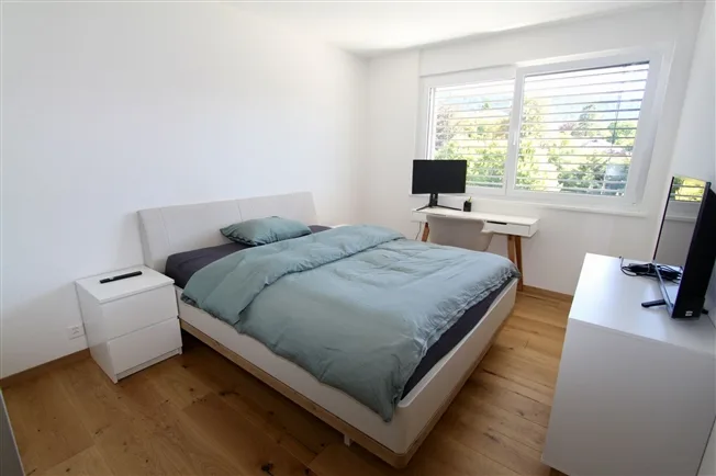 4.5 Zimmer Attikawohnung in Couvet – Foto 10 von 13