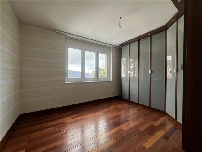5 Zimmer Wohnung in Les Hauts-Geneveys – Foto 4 von 10