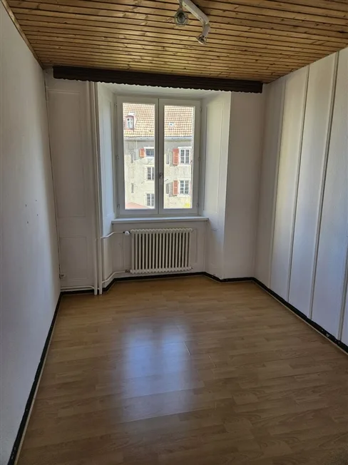 4 Zimmer Wohnung, 2300 La Chaux-de-Fonds