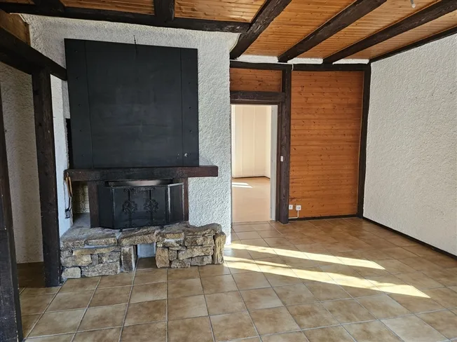 4 Zimmer Wohnung, 2300 La Chaux-de-Fonds