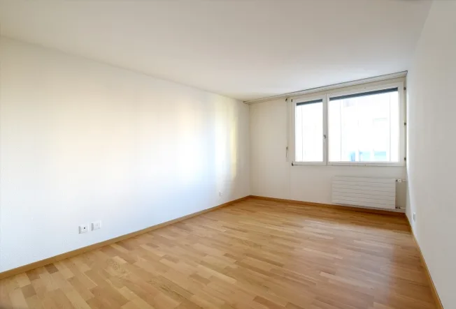 4.5 Zimmer Maisonette in La Chaux-de-Fonds – Foto 6 von 9