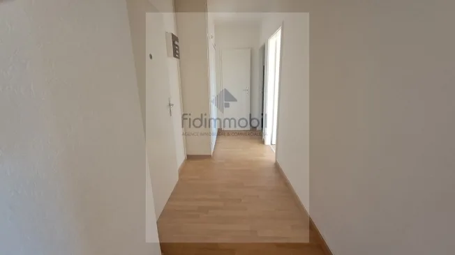 2 Zimmer Wohnung in La Chaux-de-Fonds – photo 2 sur 5