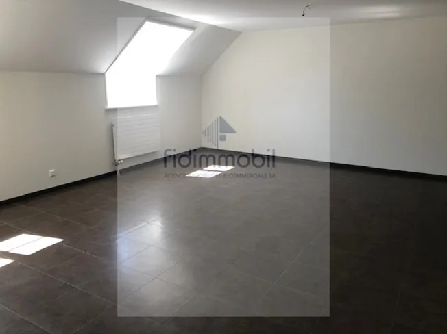 4.5 Zimmer Wohnung in La Chaux-de-Fonds – Foto 4 von 9