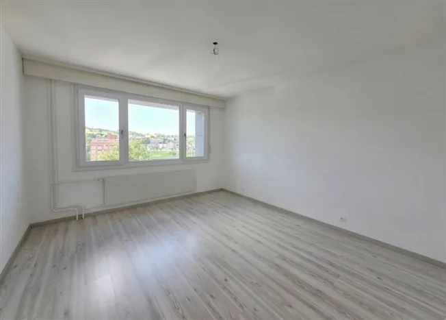 4.5 Zimmer Wohnung in La Chaux-de-Fonds – Foto 4 von 5