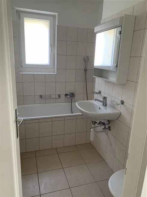 3 Zimmer Wohnung in La Chaux-de-Fonds – Foto 2 von 8