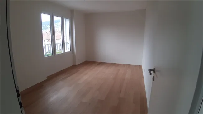 3.5 Zimmer Wohnung in La Chaux-de-Fonds – Foto 4 von 7