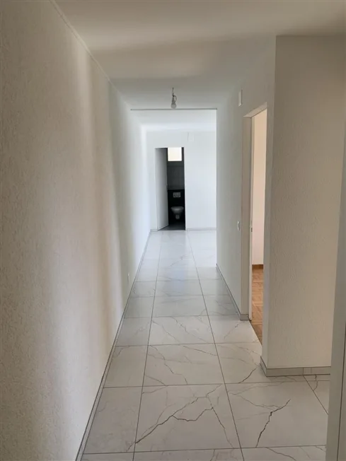 3 Zimmer Wohnung in La Chaux-de-Fonds – Foto 3 von 9