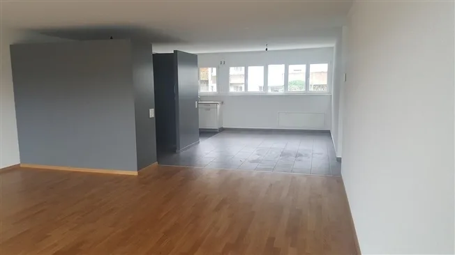 5 Zimmer Wohnung in La Chaux-de-Fonds – foto 6 di 11