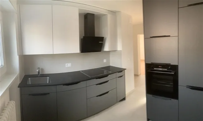3 Zimmer Wohnung, 2300 La Chaux-de-Fonds