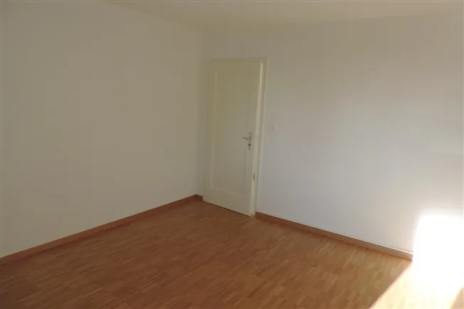 3 Zimmer Wohnung in La Chaux-de-Fonds – Foto 8 von 11