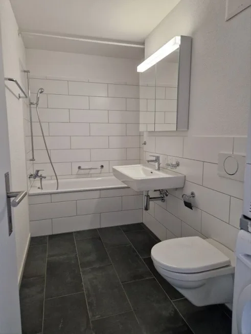 2.5 Zimmer Wohnung, 2558 Aegerten