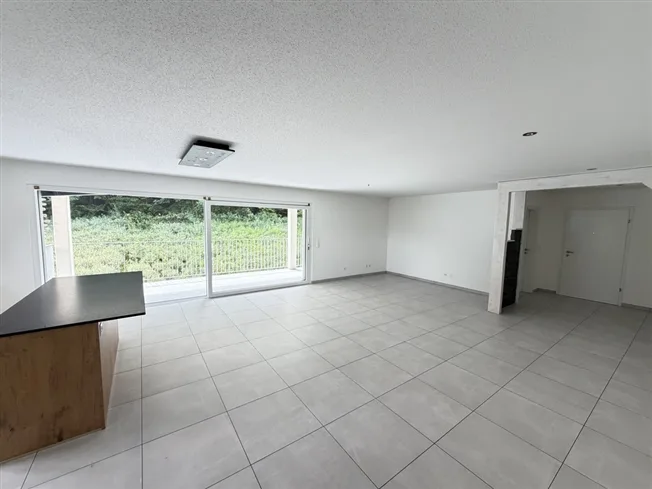 4.5 Zimmer Wohnung in Glovelier – Foto 2 von 11