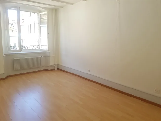 3 Zimmer Wohnung, 2900 Porrentruy