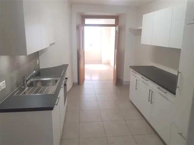 3 Zimmer Wohnung, 2900 Porrentruy