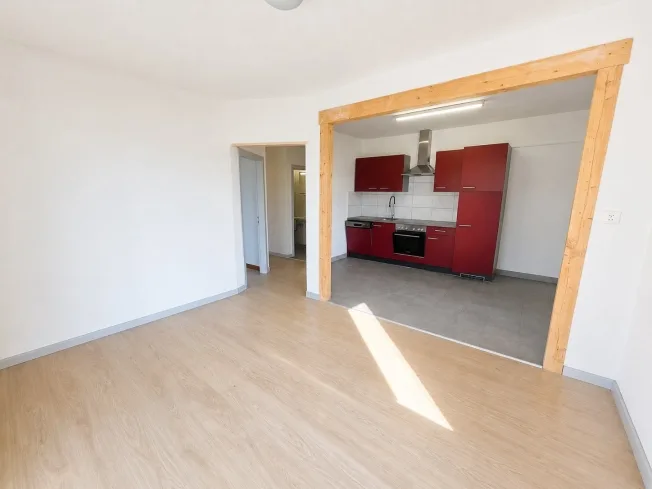 5 Zimmer Wohnung in Porrentruy – Foto 3 von 7