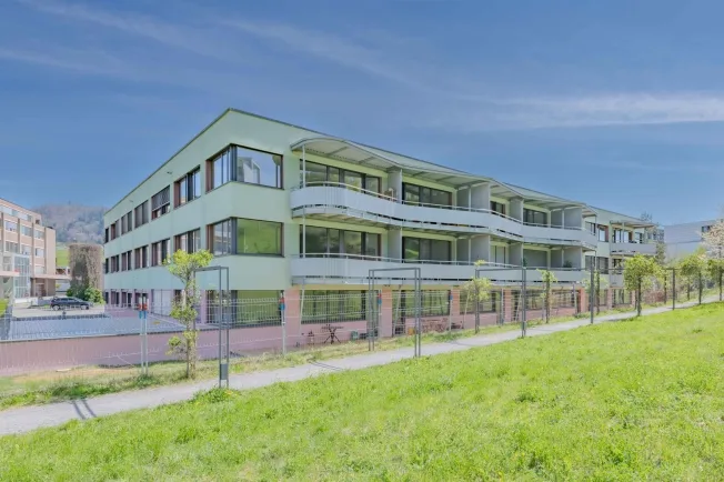 4 Zimmer Maisonette in Köniz – Foto 3 von 5