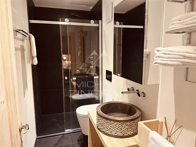 10 Zimmer Chalet in Saanenmöser – Foto 14 von 20