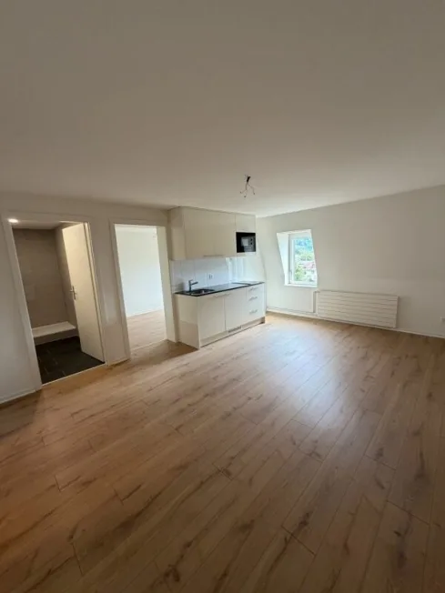2 Zimmer Wohnung in Unterseen – Foto 3 von 5