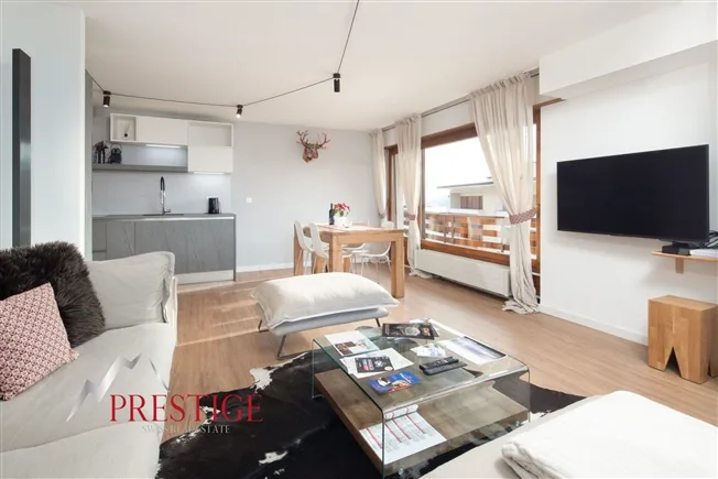 5 Zimmer Attikawohnung in Crans-Montana – foto 3 di 13