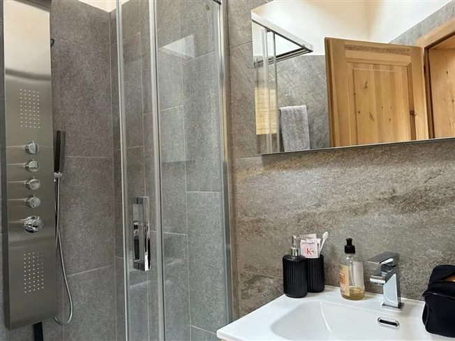 8 Zimmer Chalet in Randogne – foto 19 di 20