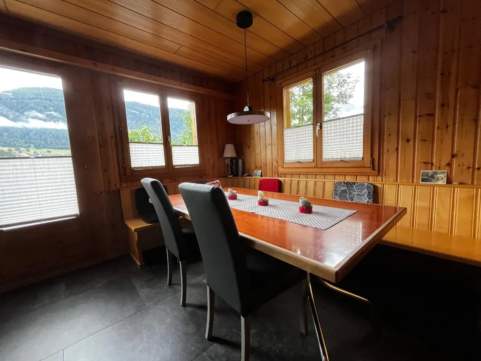 5.5 Zimmer Chalet, 3984 Fiesch
