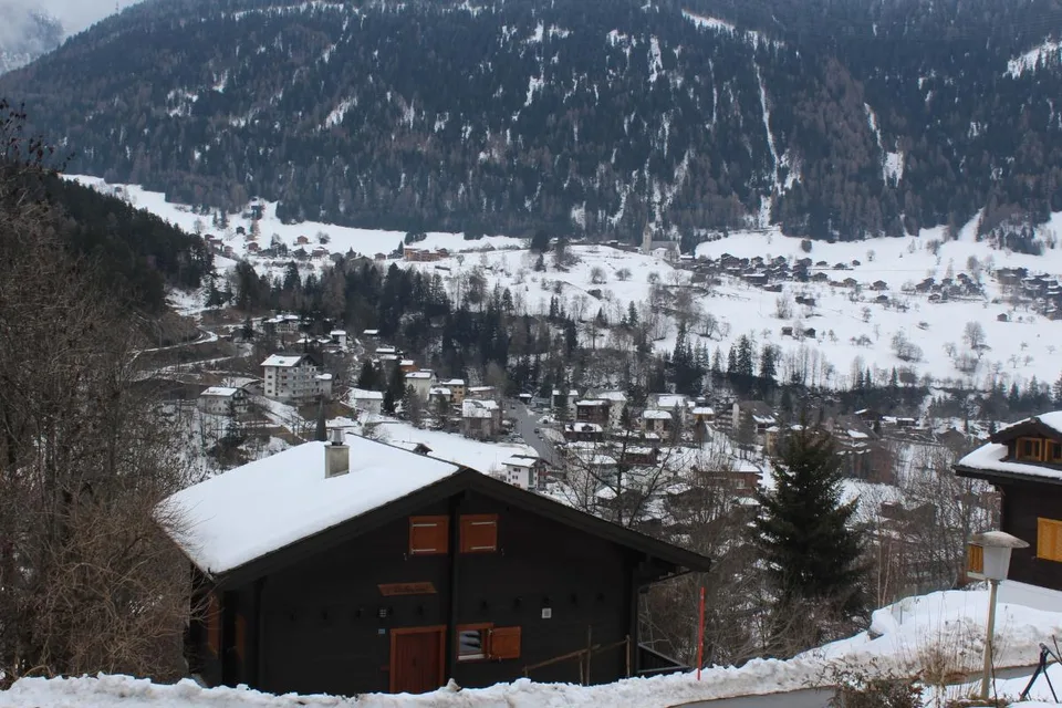5.5 Zimmer Chalet, 3984 Fiesch