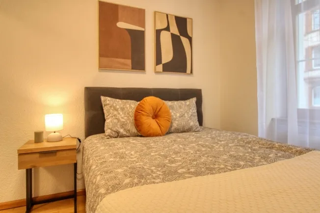 Cozy Single Room with Balcony in a Flat-Share – Basel St. Johann – foto 2 di 17