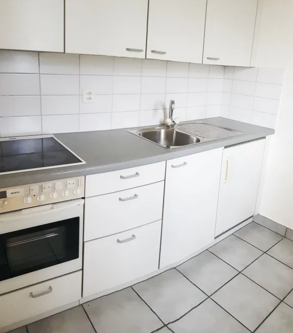 3 Zimmer Wohnung, 4057 Basel