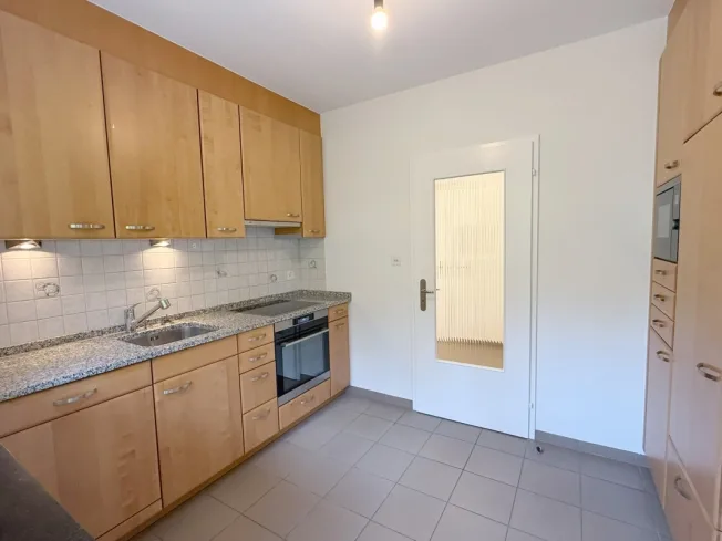 3 Zimmer Wohnung, 4102 Binningen