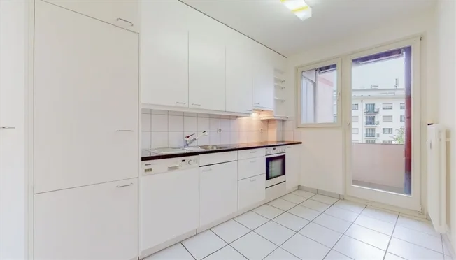 3 Zimmer Wohnung in Binningen – Foto 3 von 10