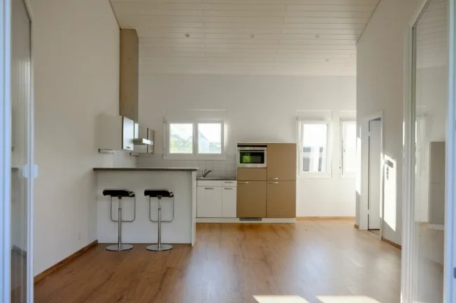 2.5 Zimmer Wohnung, 4147 Aesch BL