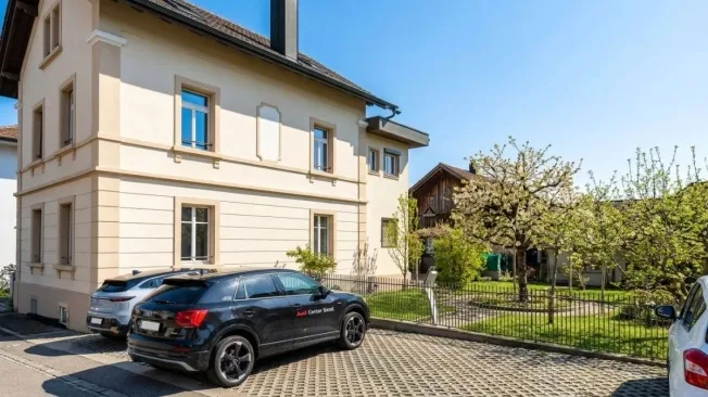 4 Zimmer Dachwohnung, 4227 Büsserach