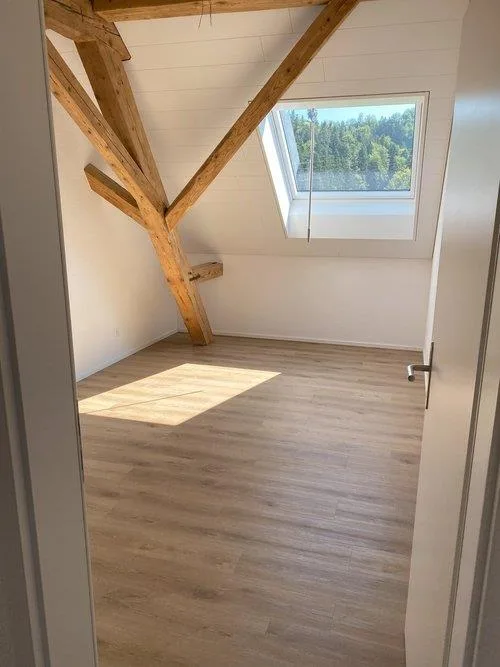 3.5 Zimmer Dachwohnung, 6126 Daiwil