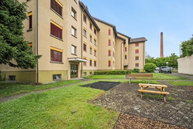 Loft, 6340 Baar