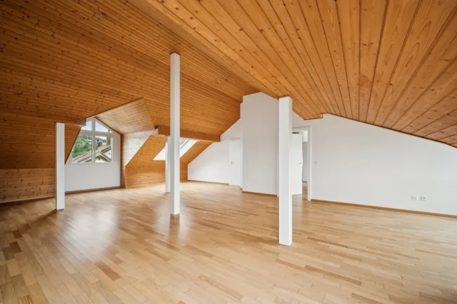 Loft, 6340 Baar