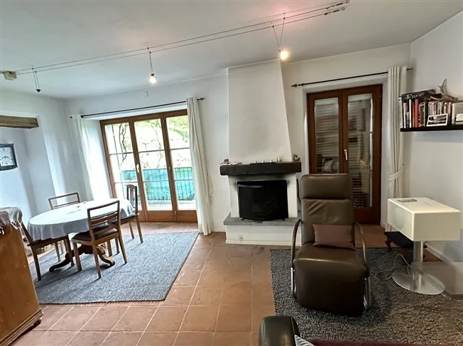 3 Zimmer Wohnung, 6823 Pugerna