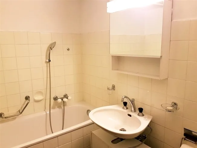 1½ ZI-WOHNUNG IN VACALLO (TI), MÖBLIERT – foto 6 di 10