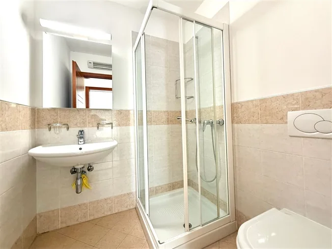 5 Zimmer Wohnung in Morcote – photo 12 sur 12