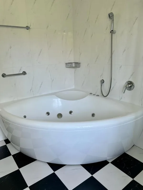 4.5 Zimmer Attikawohnung in Montagnola – Foto 7 von 10