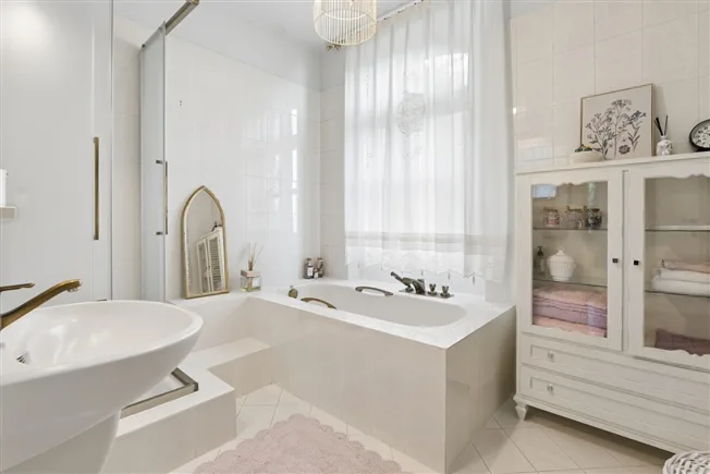 5.5 Zimmer Villa in Caslano – Foto 17 von 20