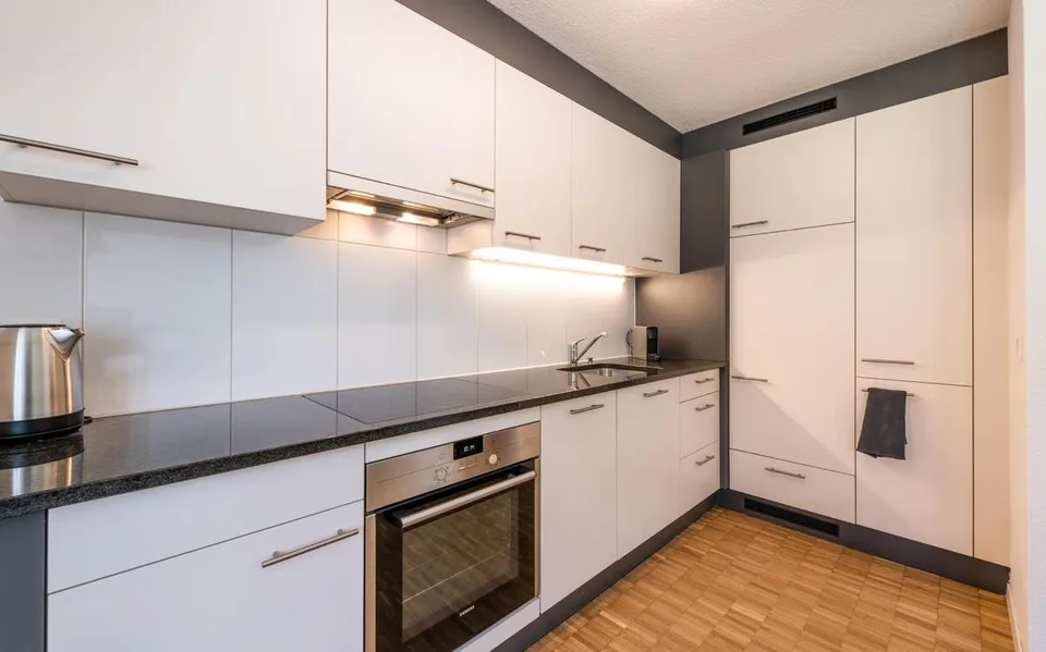 2 Zimmer möbl. Wohnobjekt in Zürich – foto 4 di 5