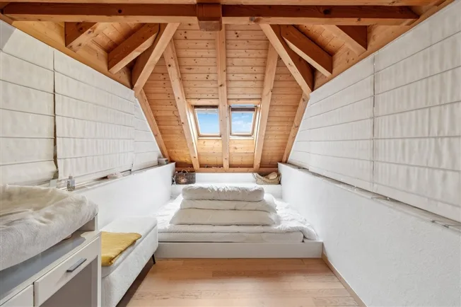 8 Zimmer Einfamilienhaus in Zürich – Foto 6 von 13