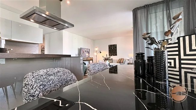 3 Zimmer möbl. Wohnobjekt in Zürich – Foto 4 von 16